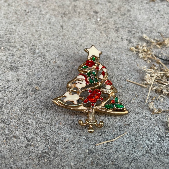 Vintage. Christmas Tree Brooch with Santa Clause Face - Picture 2 of 4